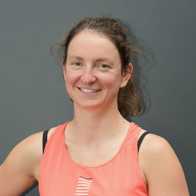 Porträt von Anna-Lena Jahn, Physiotherapeutin im Team der Praxis Sabine Laube